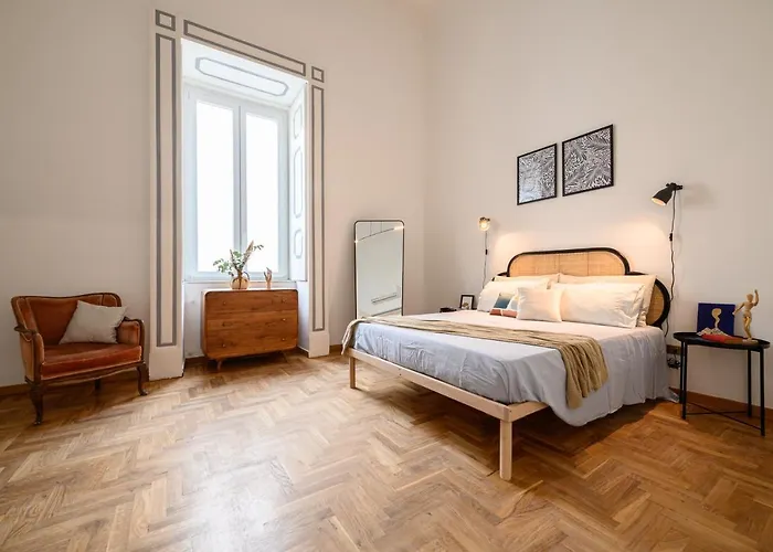 Viale Calascione 7
